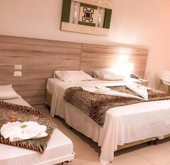 ホテル Renascer Ltda