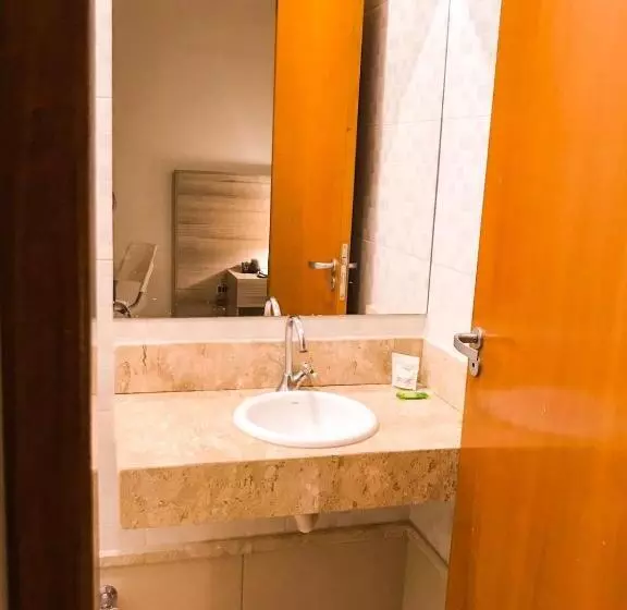 ホテル Renascer Ltda