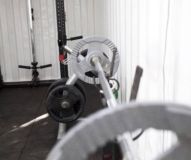 هتل Skippers Adults Only