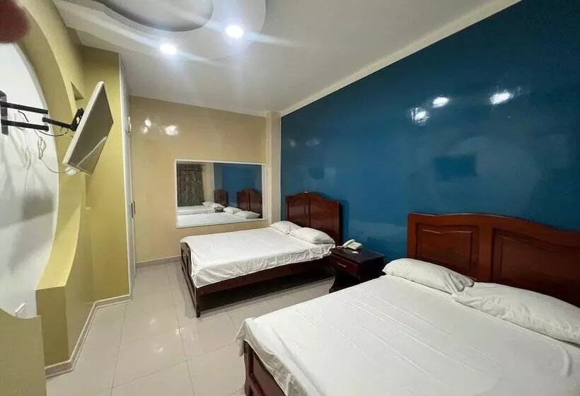 ホテル Smir, Huaquillas