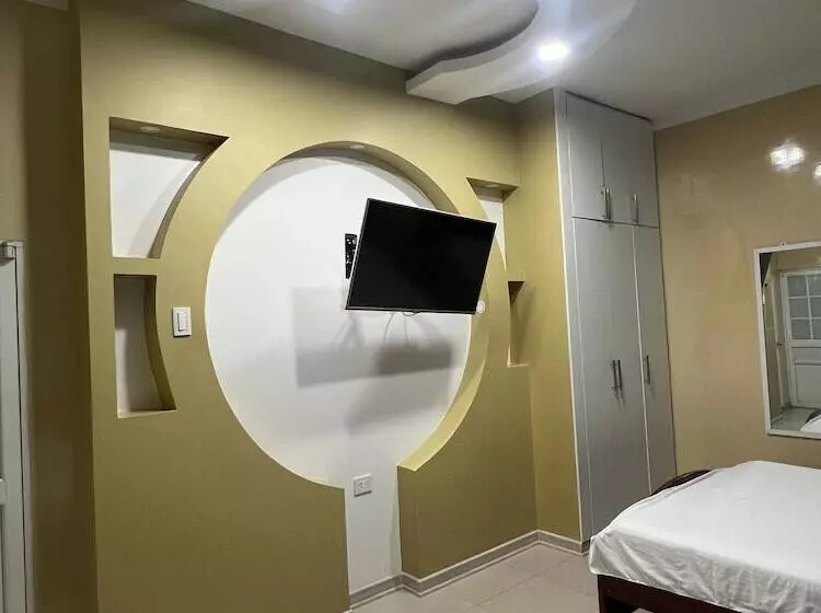 ホテル Smir, Huaquillas