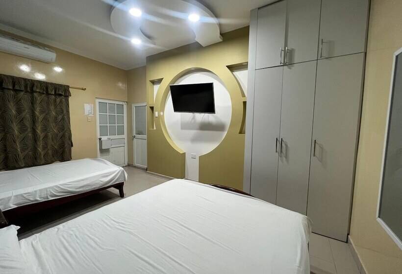 酒店 Smir, Huaquillas