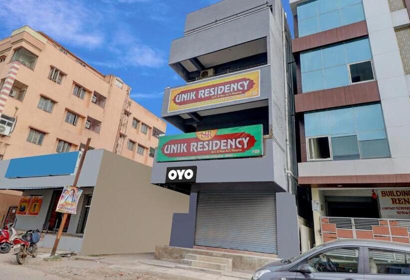 호텔 Spot On Unik Residency