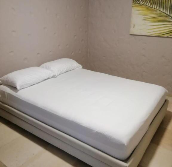 ペンション Capitel Hostel