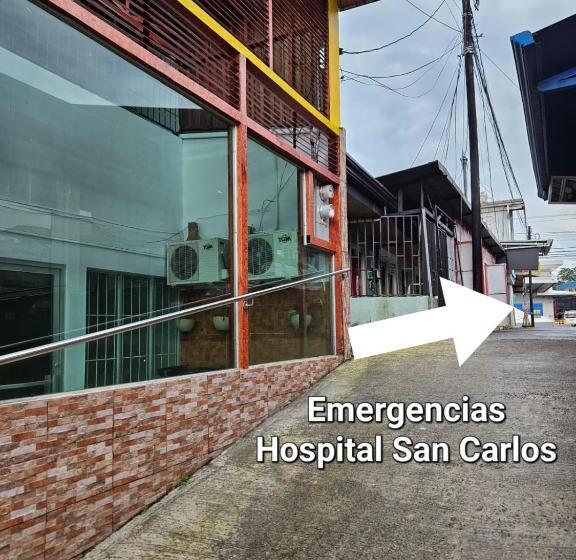 بنسيون Hostal Urbano