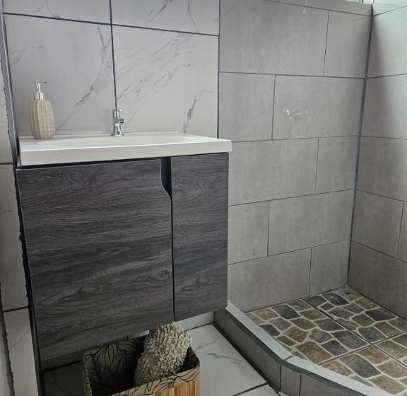 بنسيون Hostal Urbano