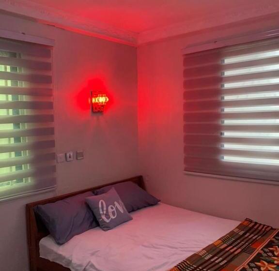 بنسيون Phyla Lago Lodge