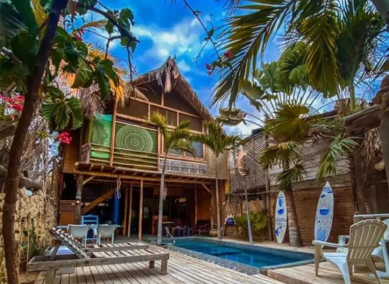 تختخواب و صبحانه La Casa Verde Máncora