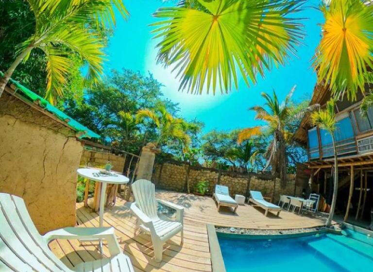 تختخواب و صبحانه La Casa Verde Máncora