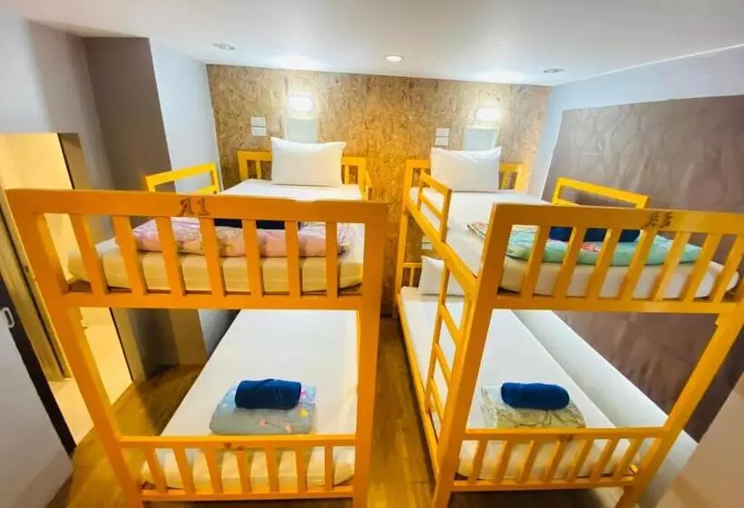 Frutta Hostel