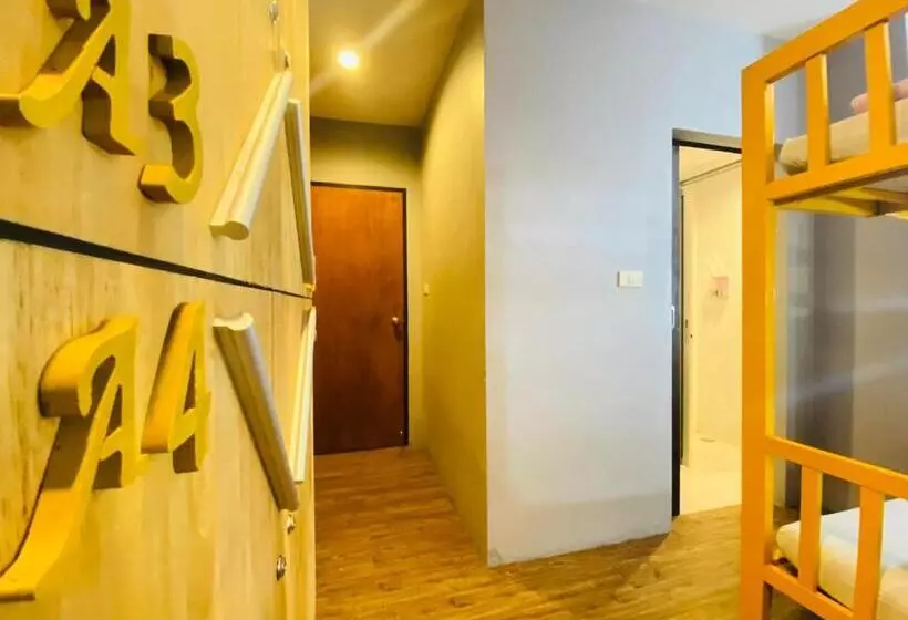 Frutta Hostel