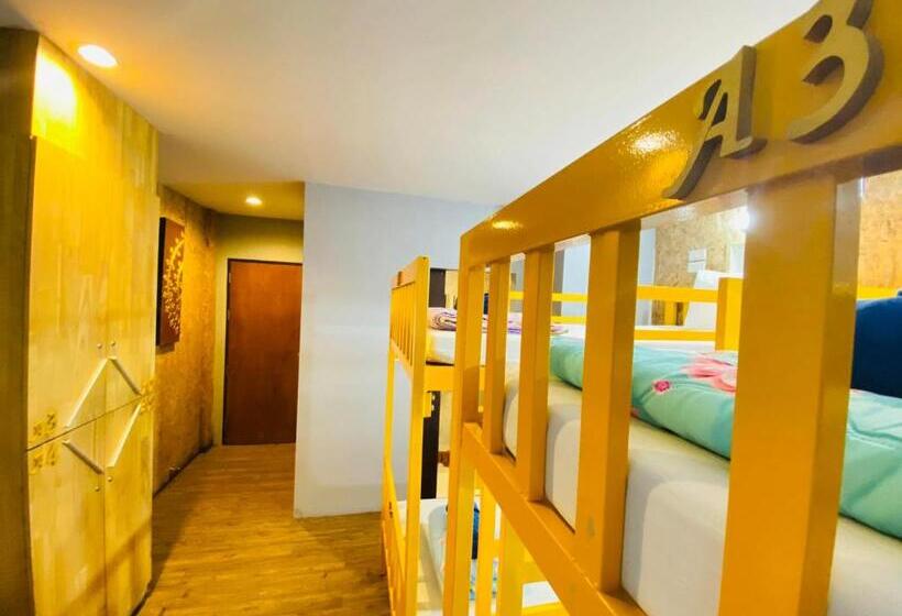Frutta Hostel