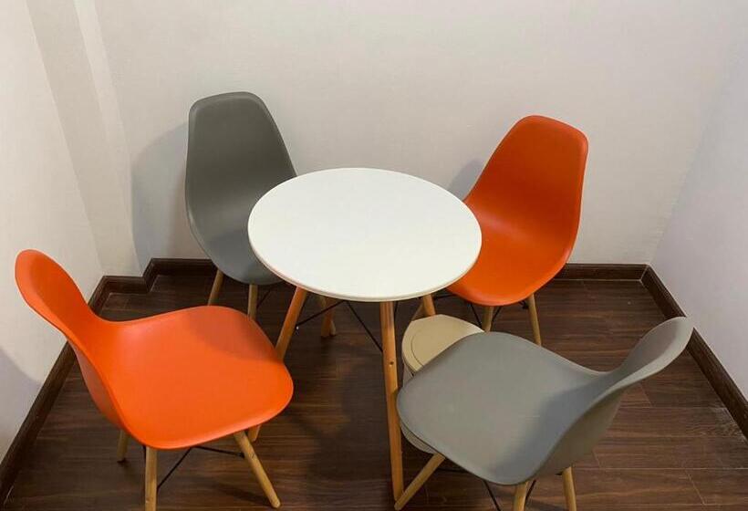 هتل Awesome Hanoi Hostel