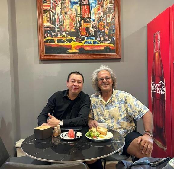 هتل Awesome Hanoi Hostel