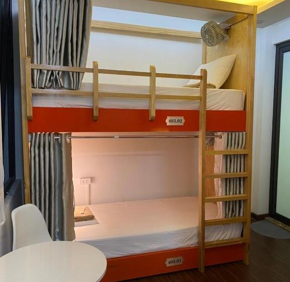 هتل Awesome Hanoi Hostel