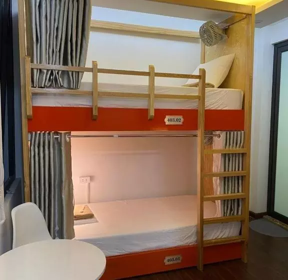 هتل Awesome Hanoi Hostel