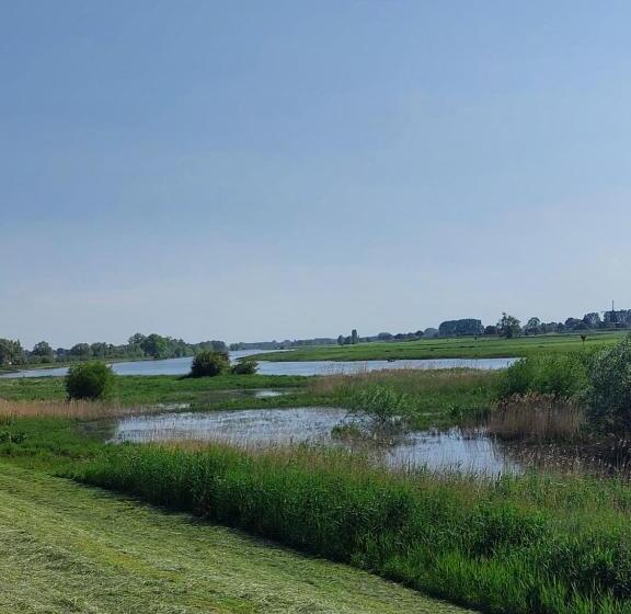 Hotel Boerderijkamer De Delle