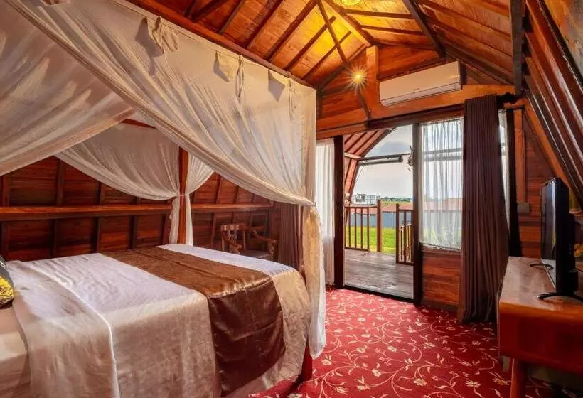 ホテル Mai Mucuk Lumbung