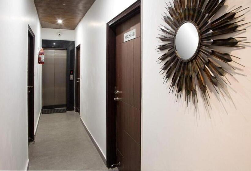 فندق Park Royale Inn