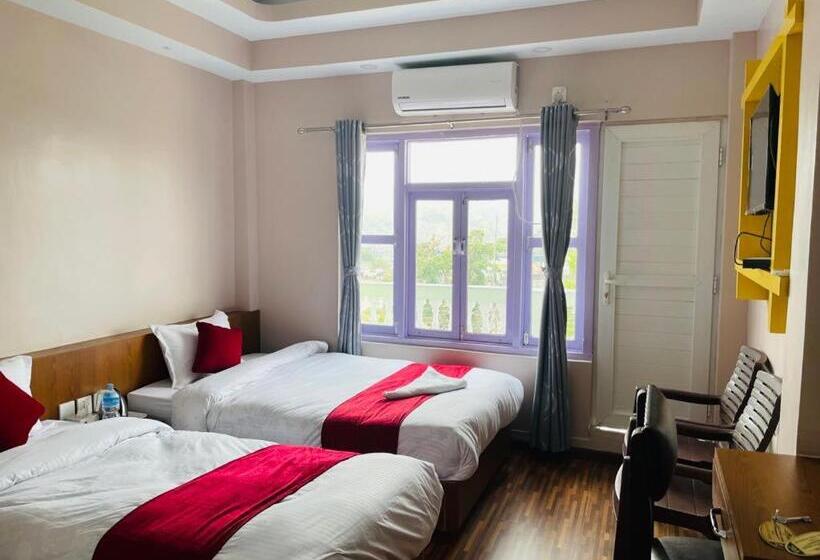 هتل Purple Garden