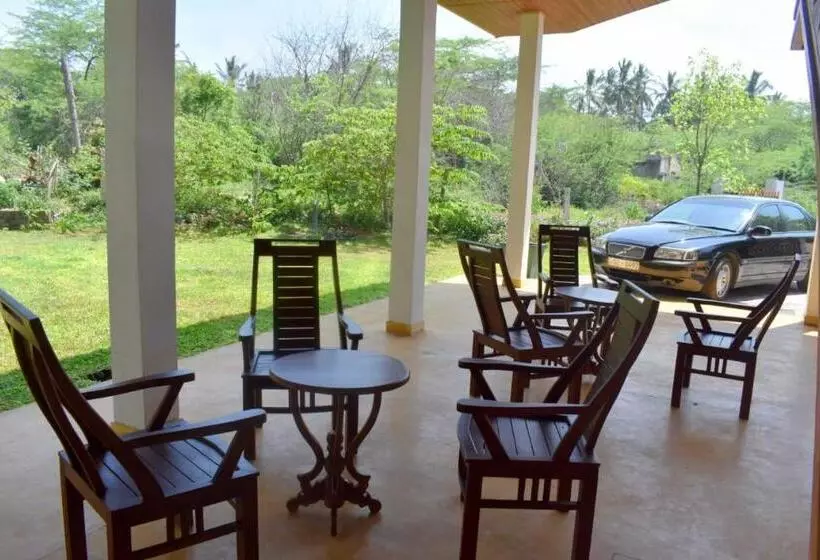 پانسیون Beach Bungalow