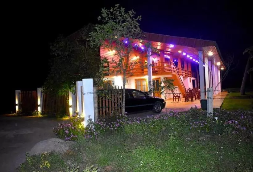 پانسیون Beach Bungalow