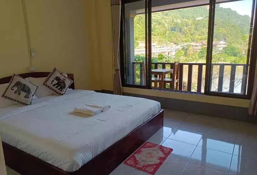 پانسیون Khamphan Guesthouse