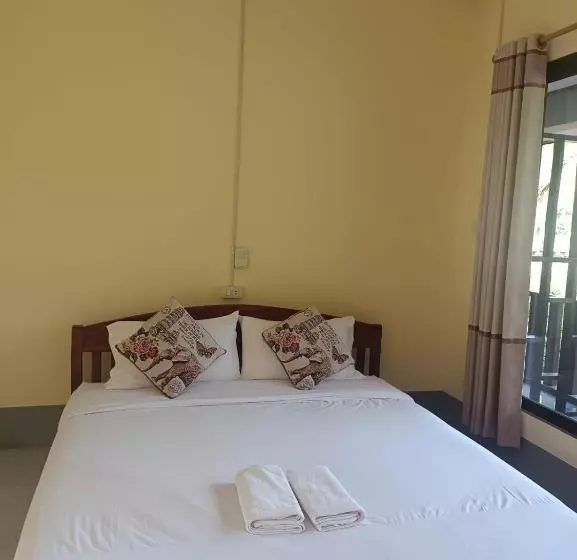 پانسیون Khamphan Guesthouse