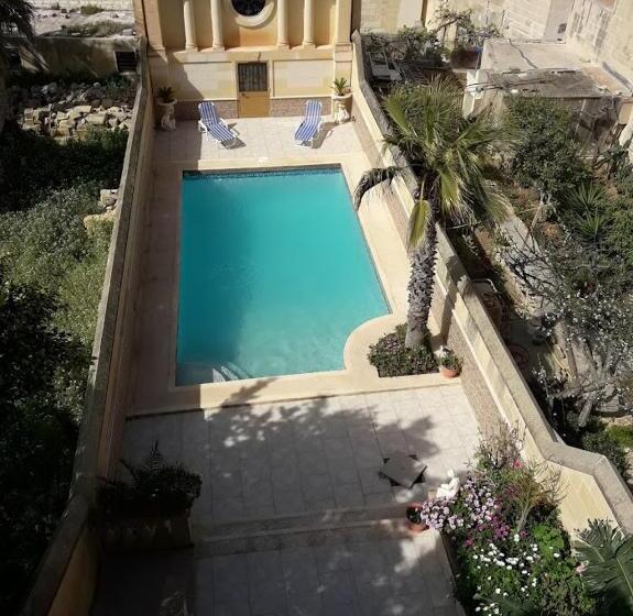 پانسیون Palma Residence With Communal Pool
