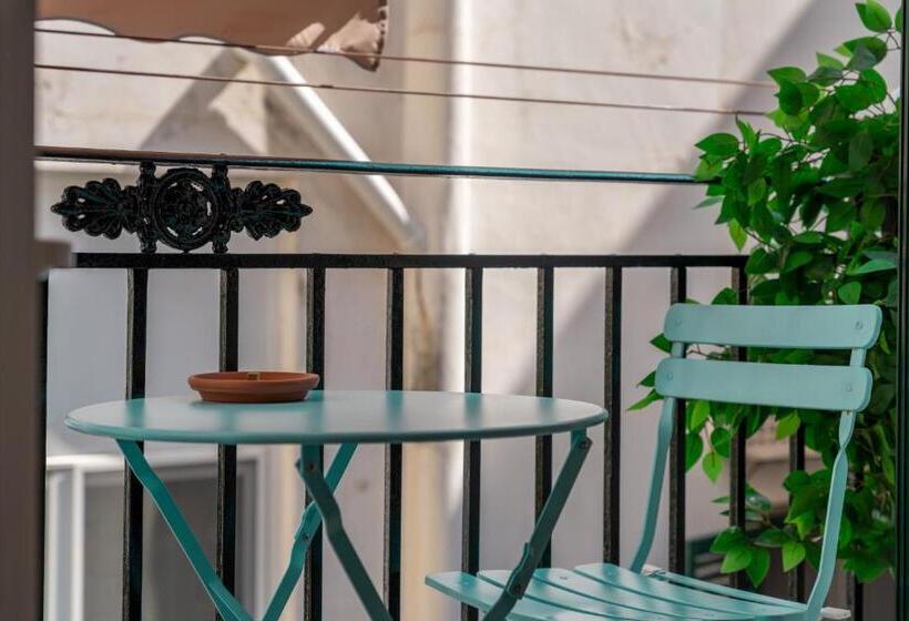 پانسیون Regina Suite