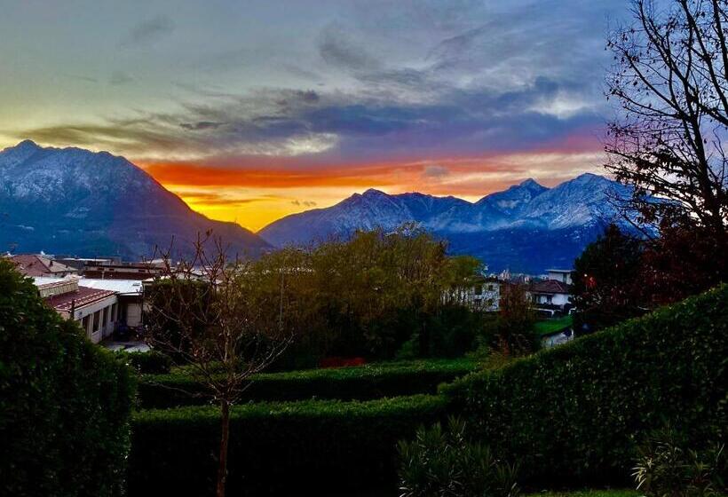 پانسیون Villa Montesole