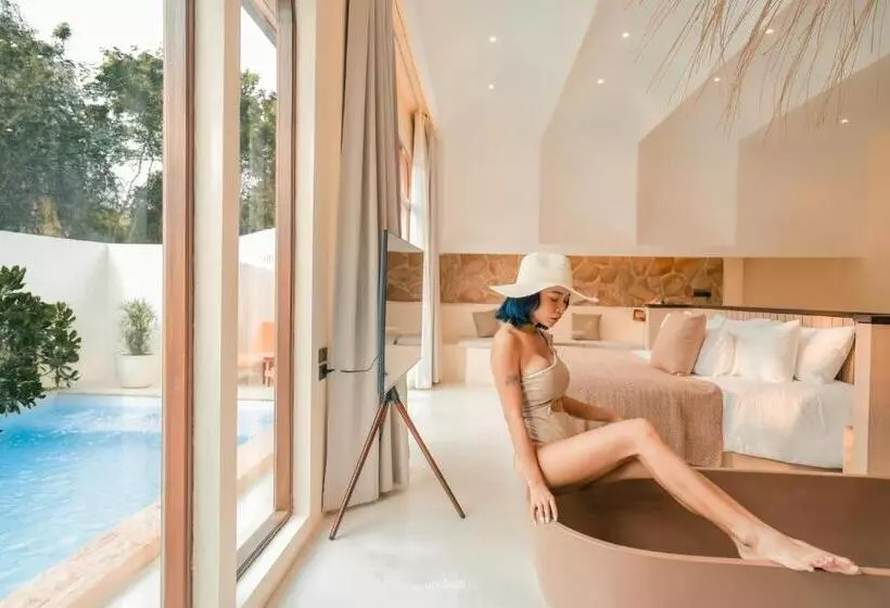 リゾートホテル Sirava Kohlarn   สิราวา เกาะล้าน