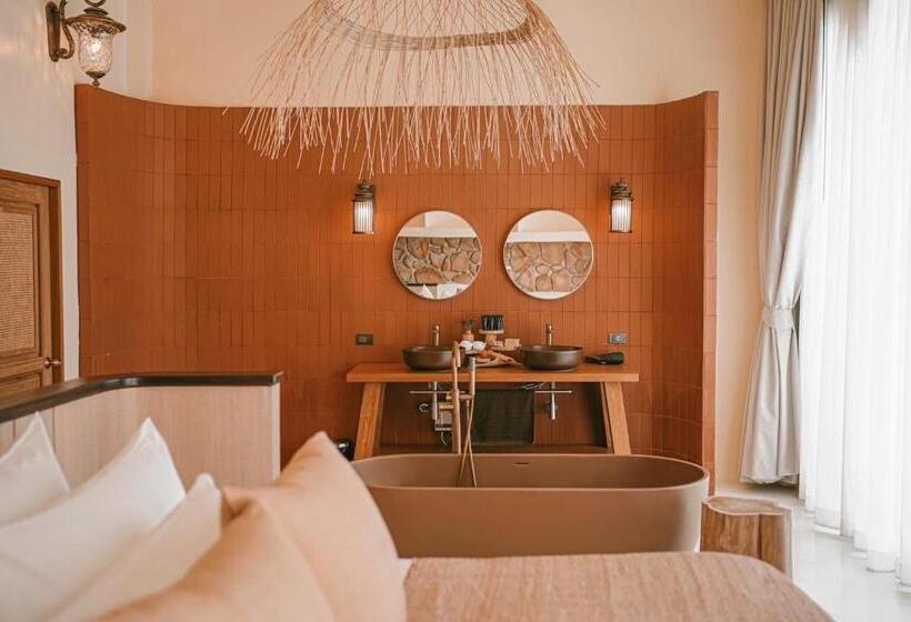 Resort Sirava Kohlarn   สิราวา เกาะล้าน