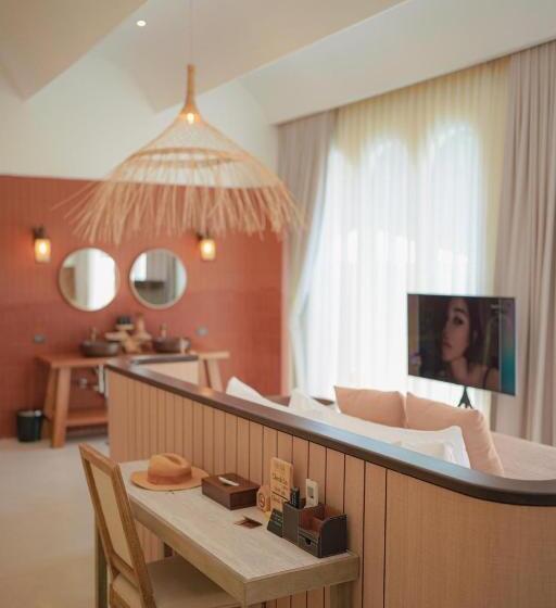 Resort Sirava Kohlarn   สิราวา เกาะล้าน