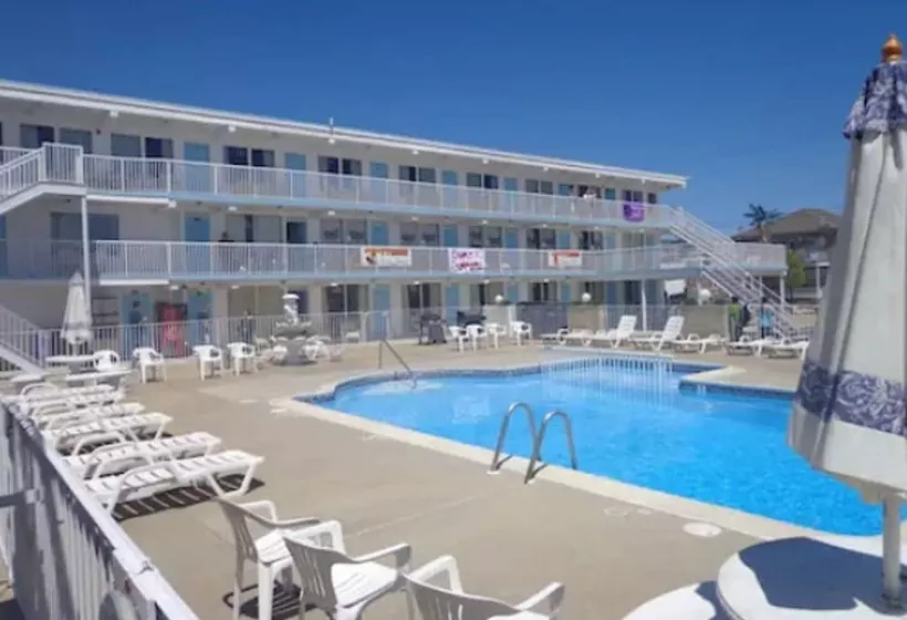 Caprice Motel   Wildwood