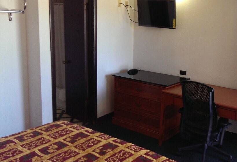ホテル Airport Lodge Wichita Kansas