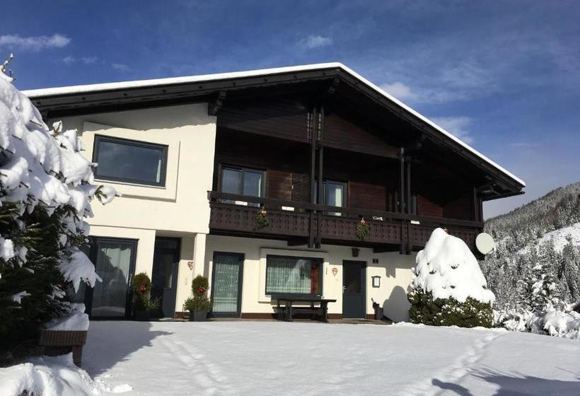 בית מלון כפרי Appartement Latschen Ferienhaus An Der Nockalmbahn