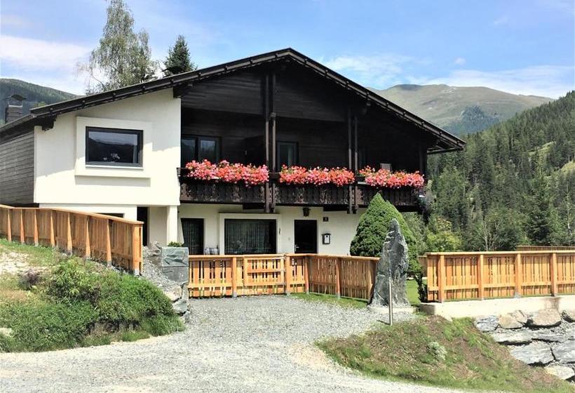 בית מלון כפרי Appartement Latschen Ferienhaus An Der Nockalmbahn