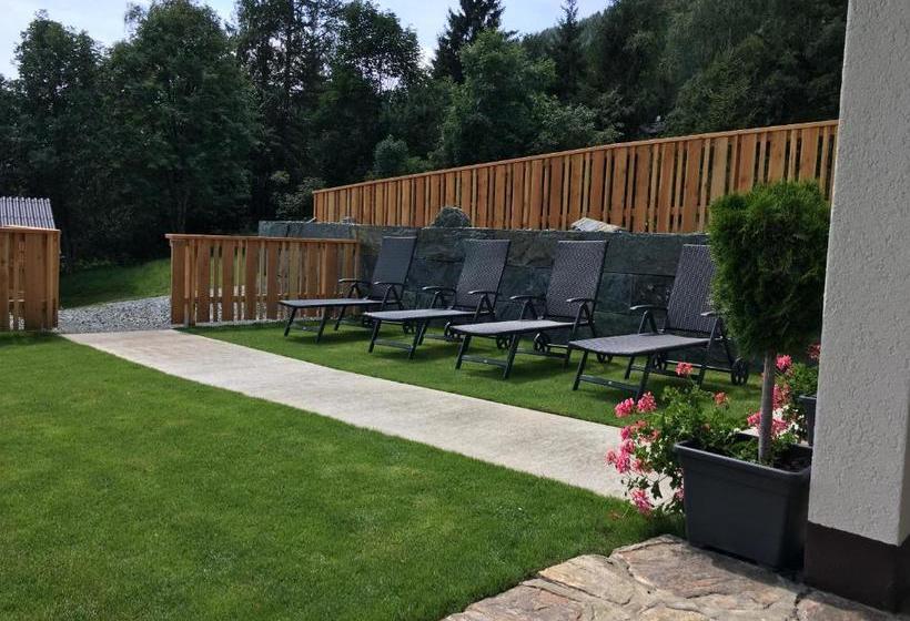 בית מלון כפרי Appartement Latschen Ferienhaus An Der Nockalmbahn