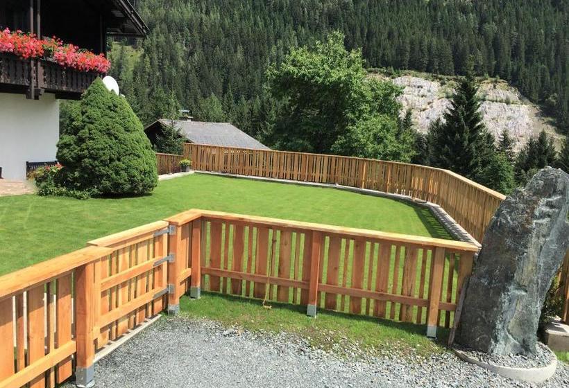 בית מלון כפרי Appartement Latschen Ferienhaus An Der Nockalmbahn