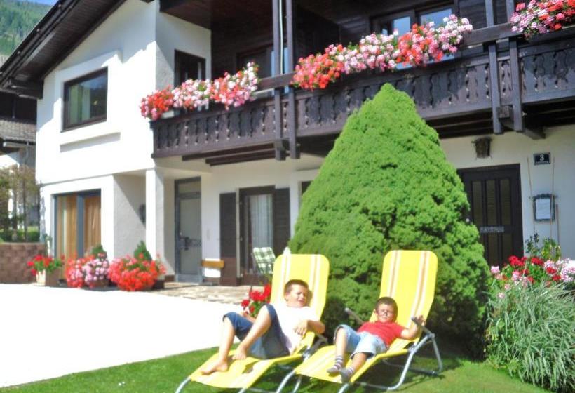 בית מלון כפרי Appartement Latschen Ferienhaus An Der Nockalmbahn