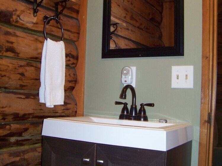 בית מלון כפרי Box Canyon Cabins