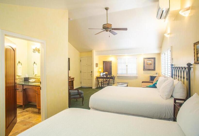 酒店 Castillo Inn At The Beach