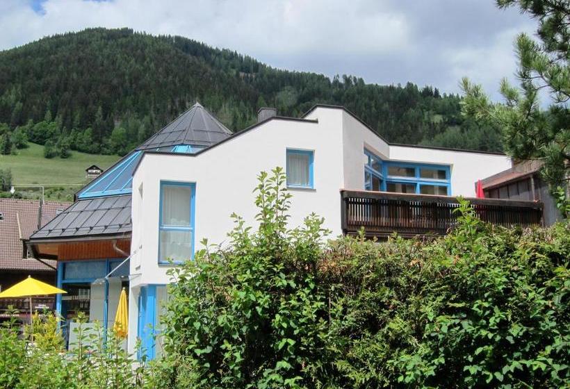 Hotell Chalet - Skyloft Bergnest