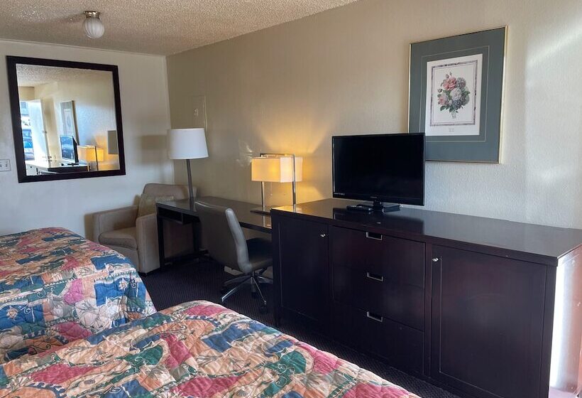 فندق Columbus Motor Inn