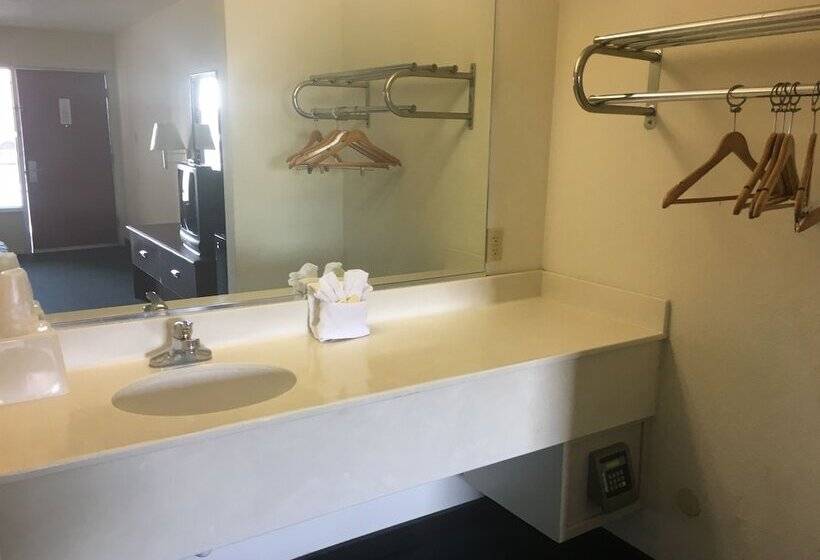 Hotel Countryside Inn