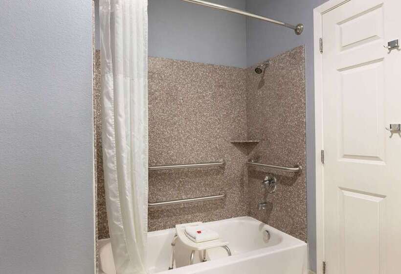 فندق Days Inn By Wyndham Odessa