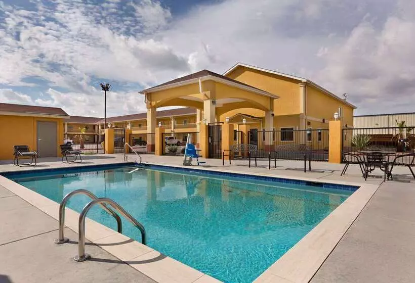 ホテル Days Inn By Wyndham Odessa