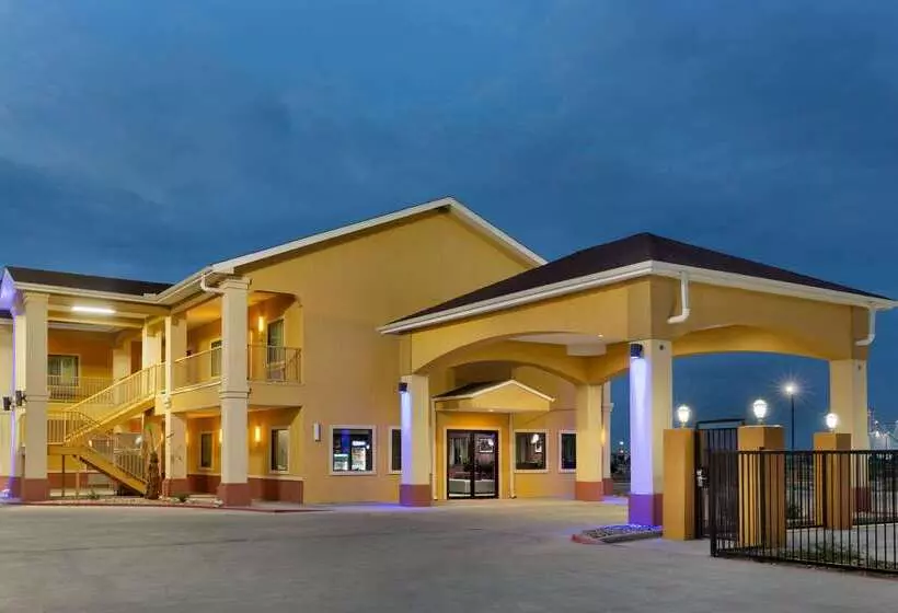 ホテル Days Inn By Wyndham Odessa