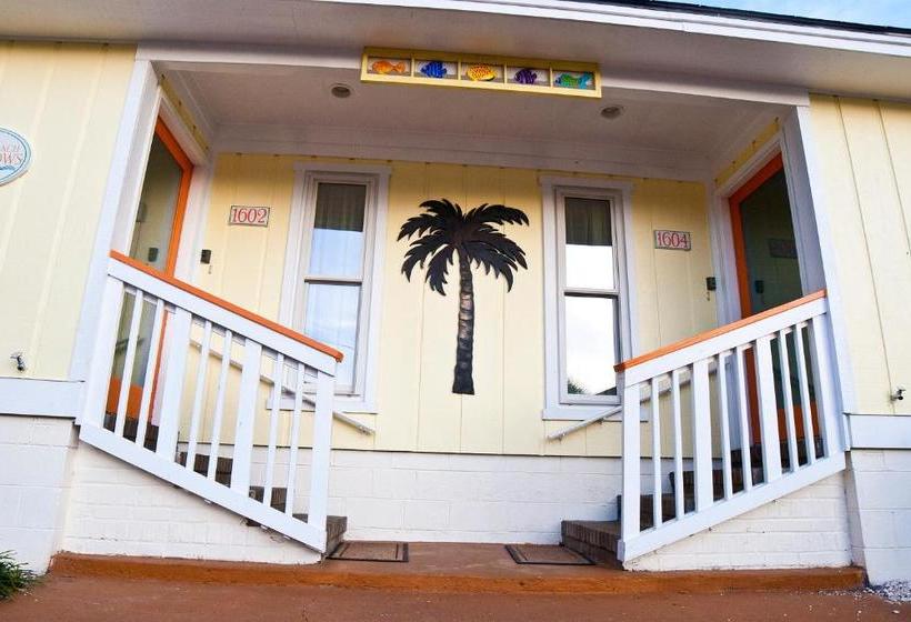 فندق Desoto Beach Bungalows